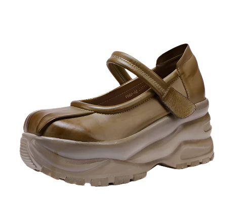 Vintage Chunky Leather Platforms – Retro Bold Style | Mint Crush