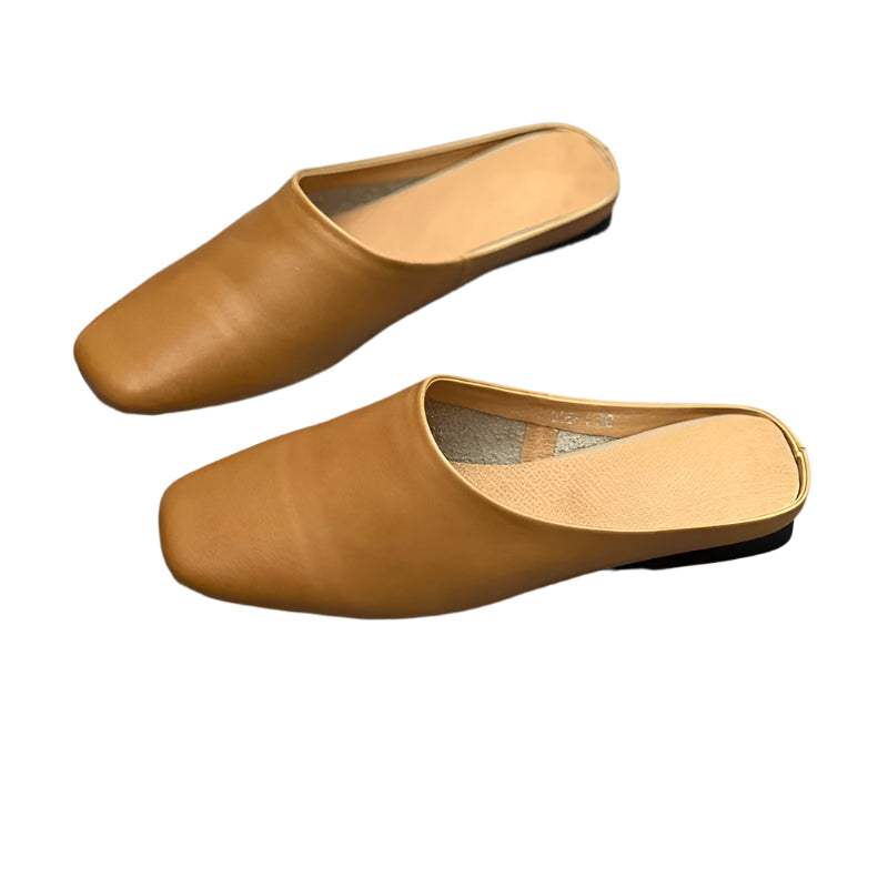 Retro Leather Slip-On Flats –  Minimalist Style